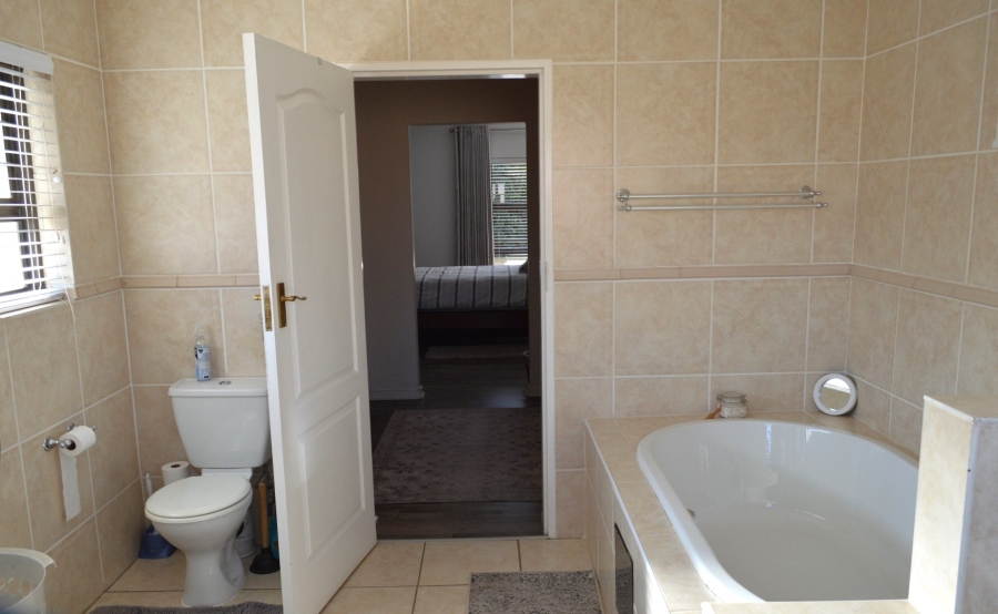 3 Bedroom Property for Sale in Wilkoppies North West